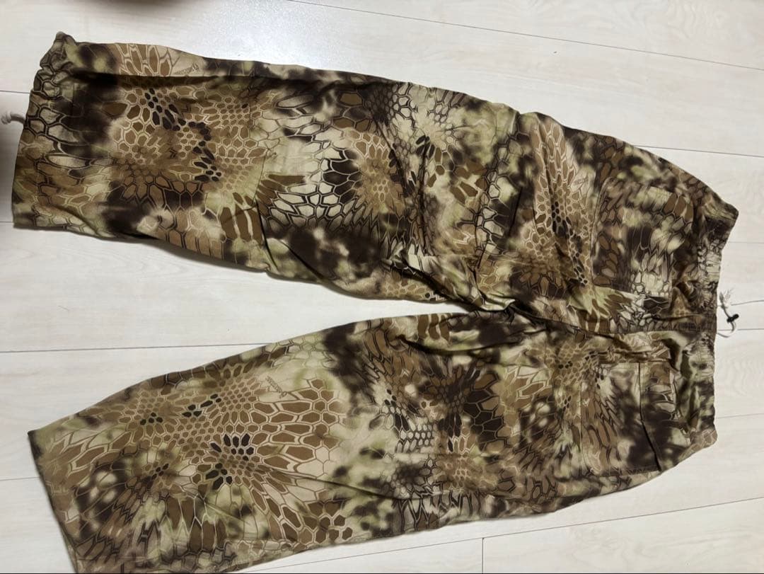Stussy カモフラ柄カーゴパンツ