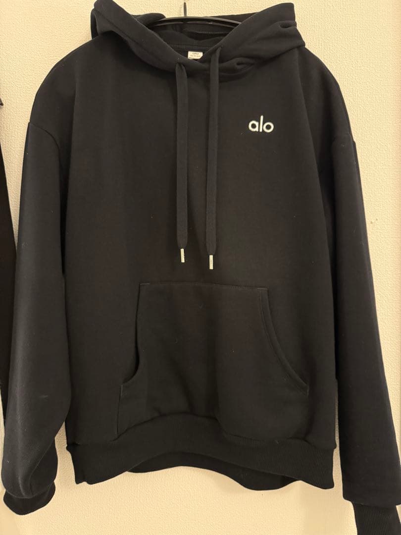 Alo yoga Accolade フーディ black （XS）