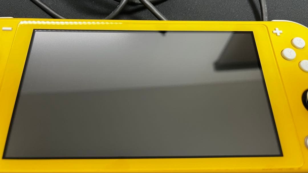 L*s様 Nintendo Switch light イエロー