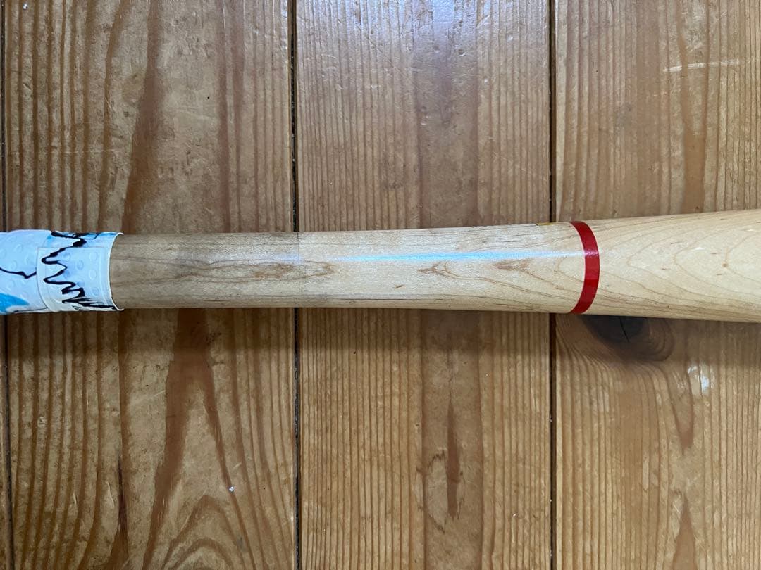 アディダス　木製軟式バット　山田哲人モデル　84㎝　HWB-FTJ28-Y