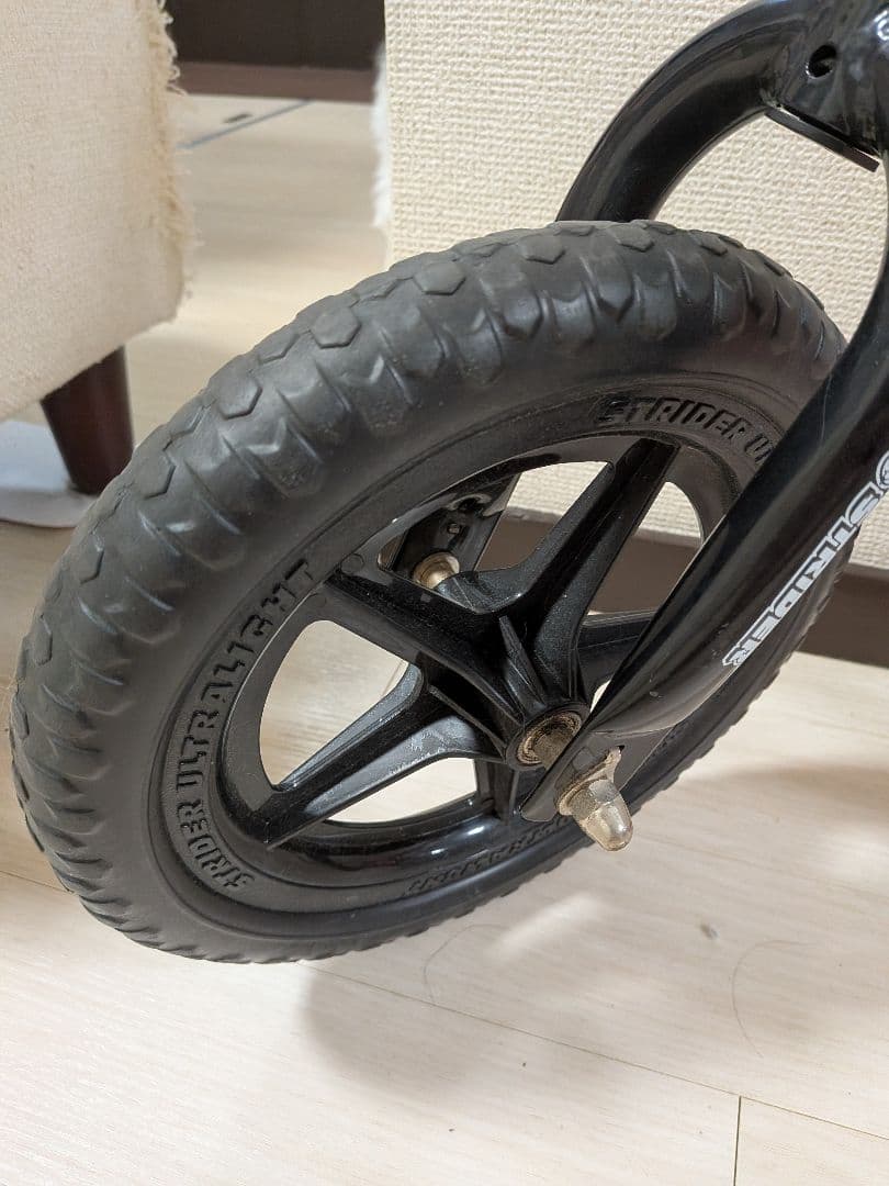 ストライダー 12インチ ピンク