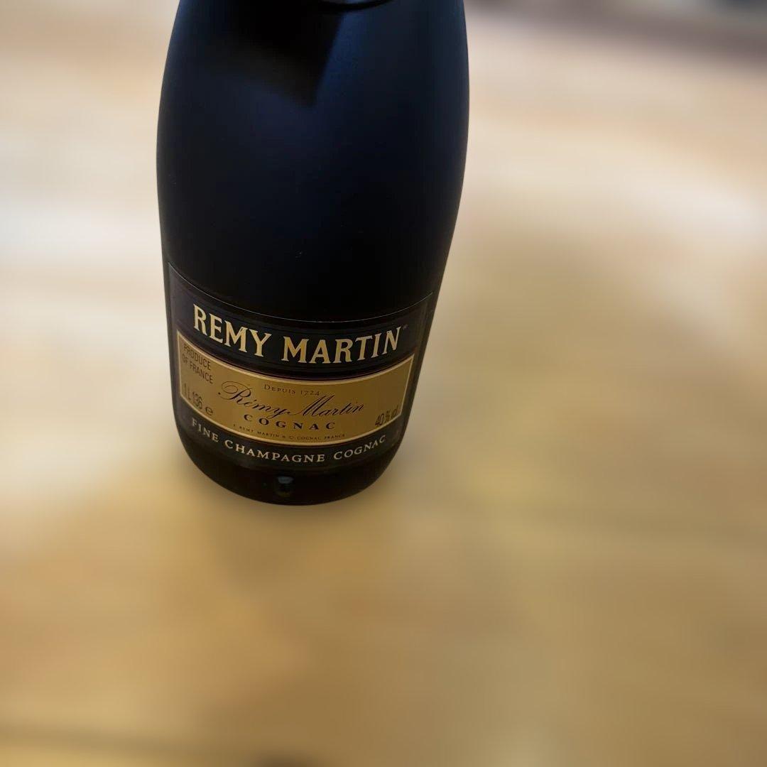 REMY MARTIN レミーマルタン ＆　ヘネシー　コニャック