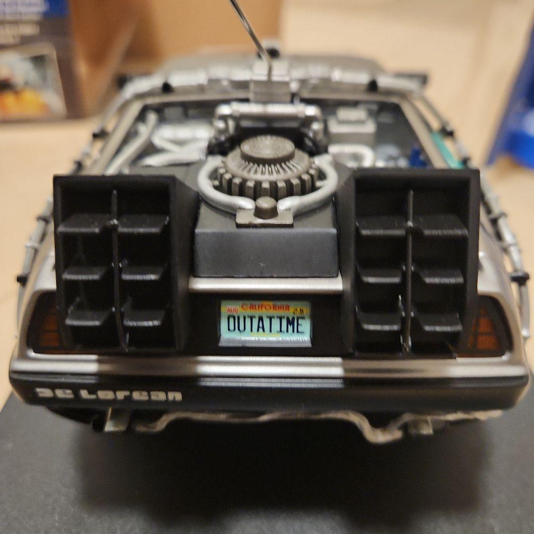 バック・トゥ・ザ・フューチャー タイムマシン 1:18