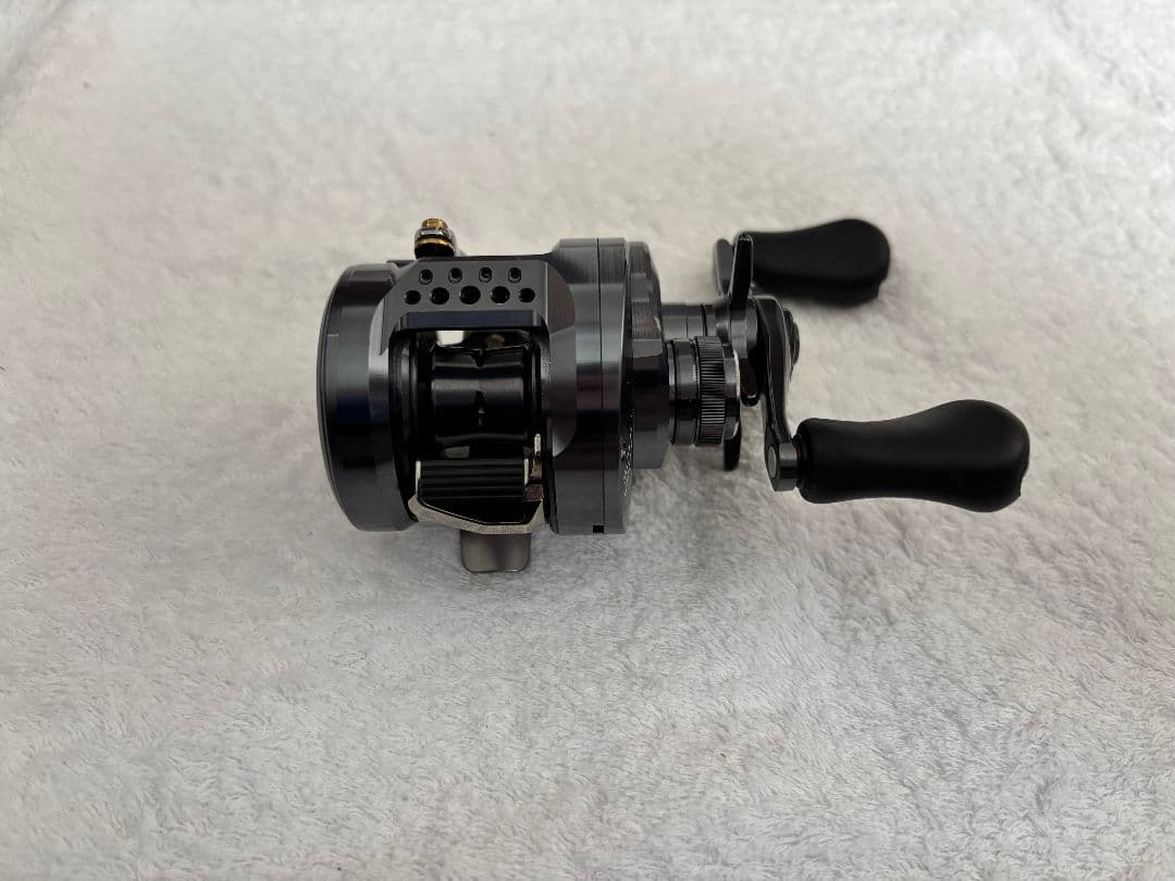 シマノ 24カルカッタコンクエストシャローエディション30HG