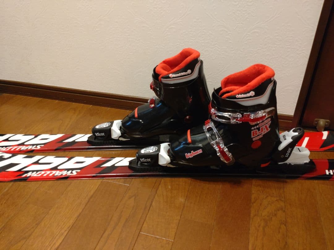 SWALLOW スキー、BIGHORNブーツ、ストック、その他おまけ付き