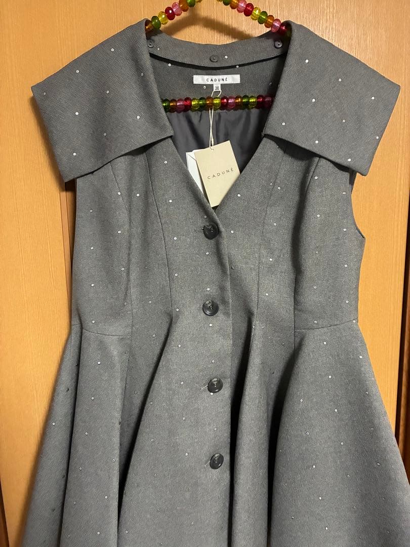 ⭐︎新品　CADUNE ランタンジレ　ペプラム　ジレ　ドット　38⭐︎