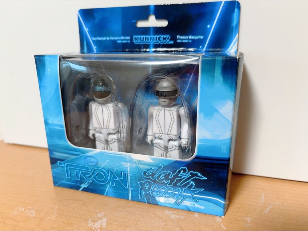 TRON Daft Punk キューブリック フィギュア 2体セット
