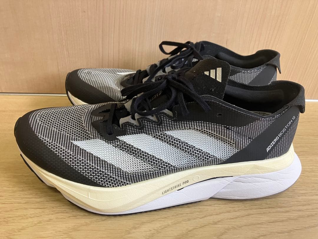 adidas アディゼロ ボストン12 ワイド 27.0cm