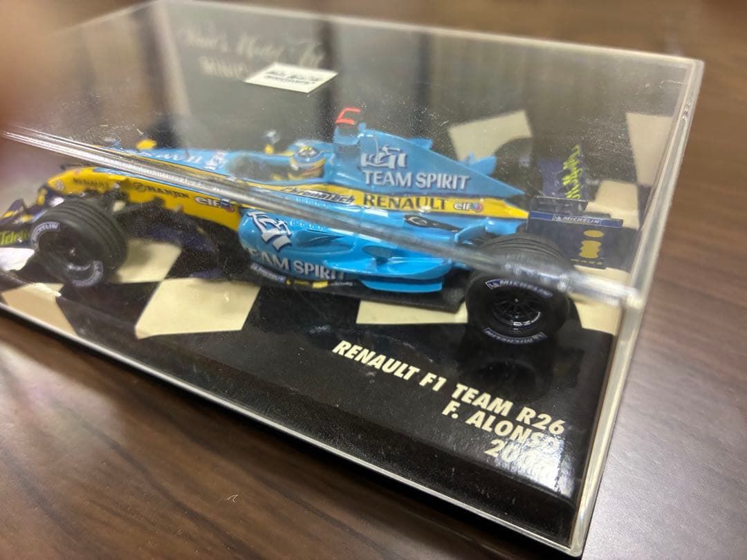 MINICHAMPS ルノーF1 R26 アロンソ 2006