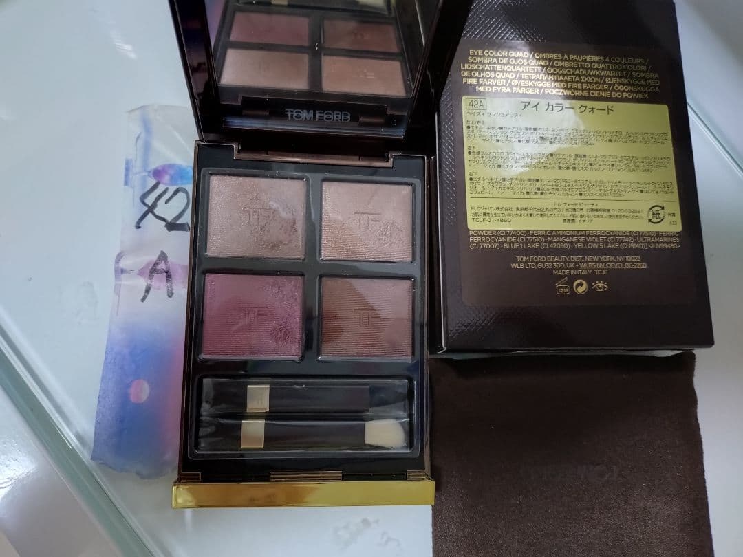 ３回使用▶トムフォード　アイシャドウ　42A ヘイズイセンシュアリティ