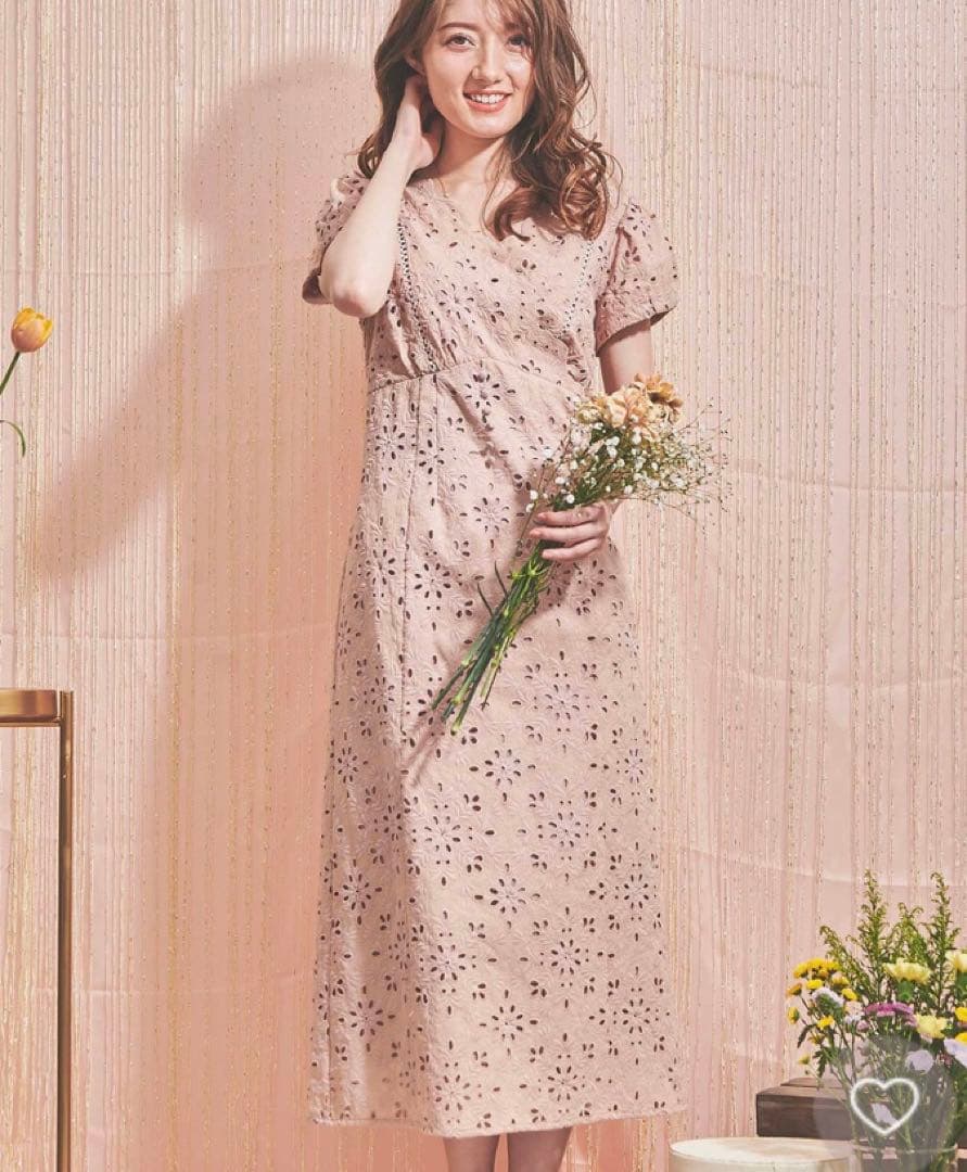 Noela☆新品未使用タグ付き☆ コットン刺繍レースワンピ