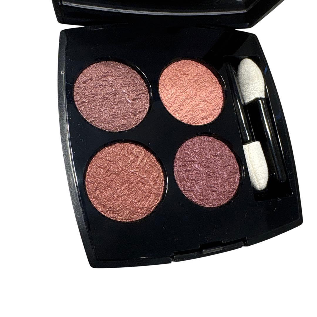 ［新品］CHANEL シャネル　アイシャドウ　レキャトルオンブルツイード　02