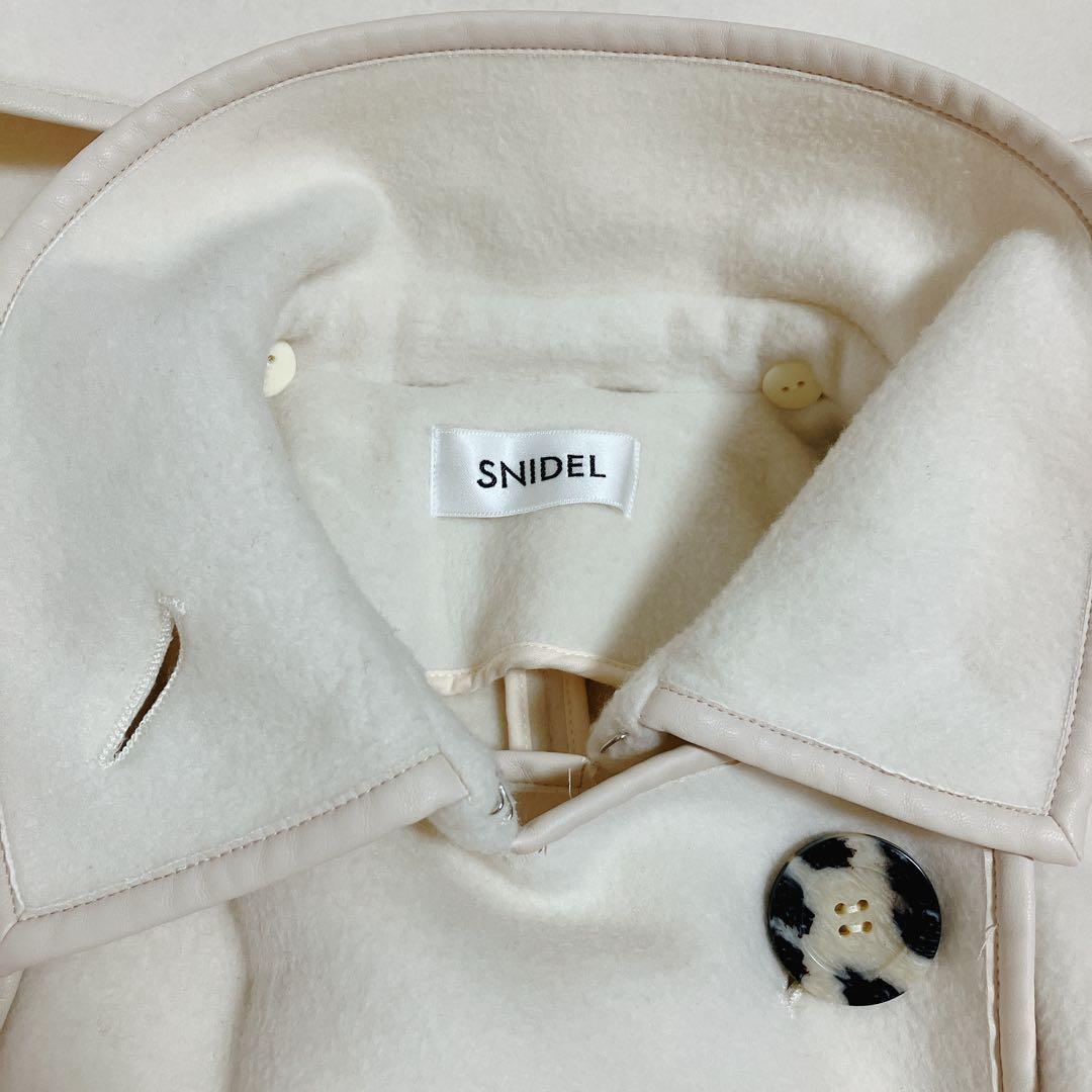 【SNIDEL×新木優子×sweet】ポンチョコート　ホワイト 完売品 ケープ