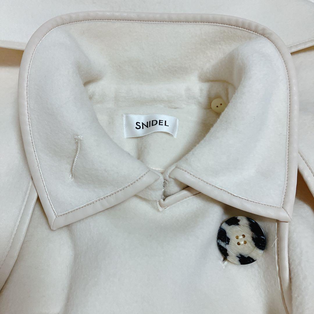 【SNIDEL×新木優子×sweet】ポンチョコート　ホワイト 完売品 ケープ