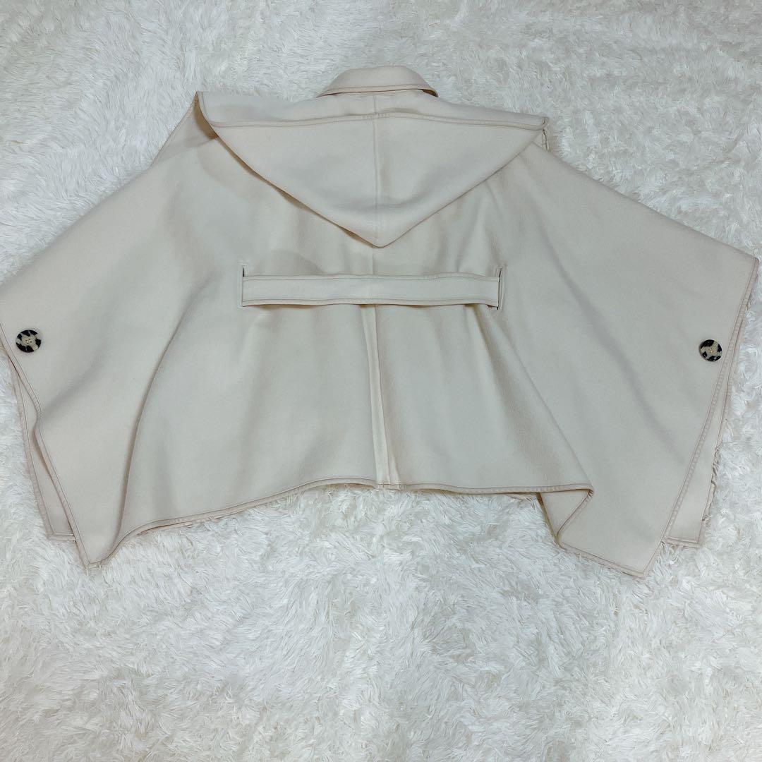 【SNIDEL×新木優子×sweet】ポンチョコート　ホワイト 完売品 ケープ