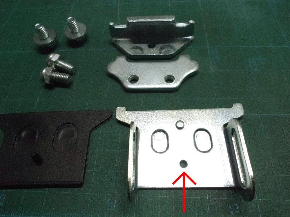 ＫＯＩＴＯ製　角フォグランプ　ウロコバイザー付き　2個組
