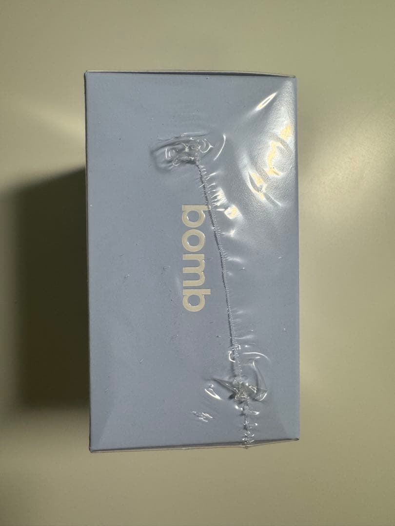 ILLIT bomb Merch ver. 新品未開封品　さな