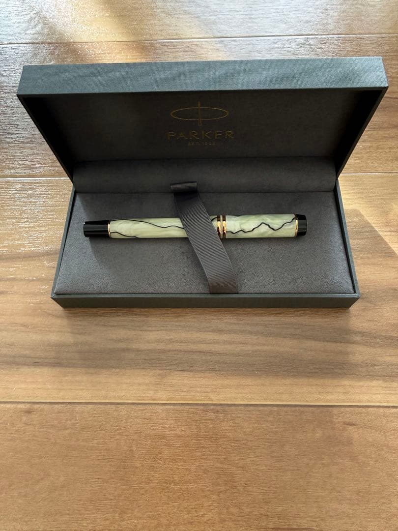最終価格 Parker 万年筆 アイボリー・黒