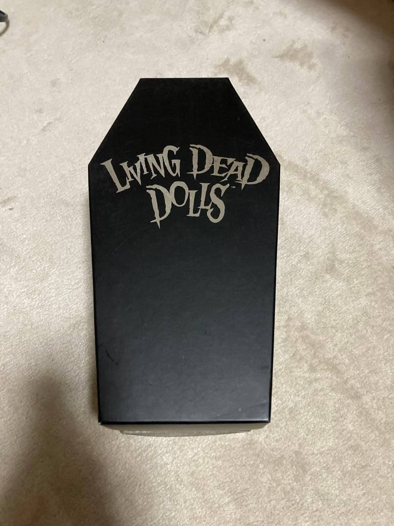 Living Dead Dolls シリーズ28 Onyx