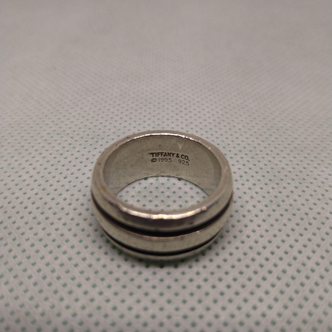 Tiffany＆Co.グルーブドリング