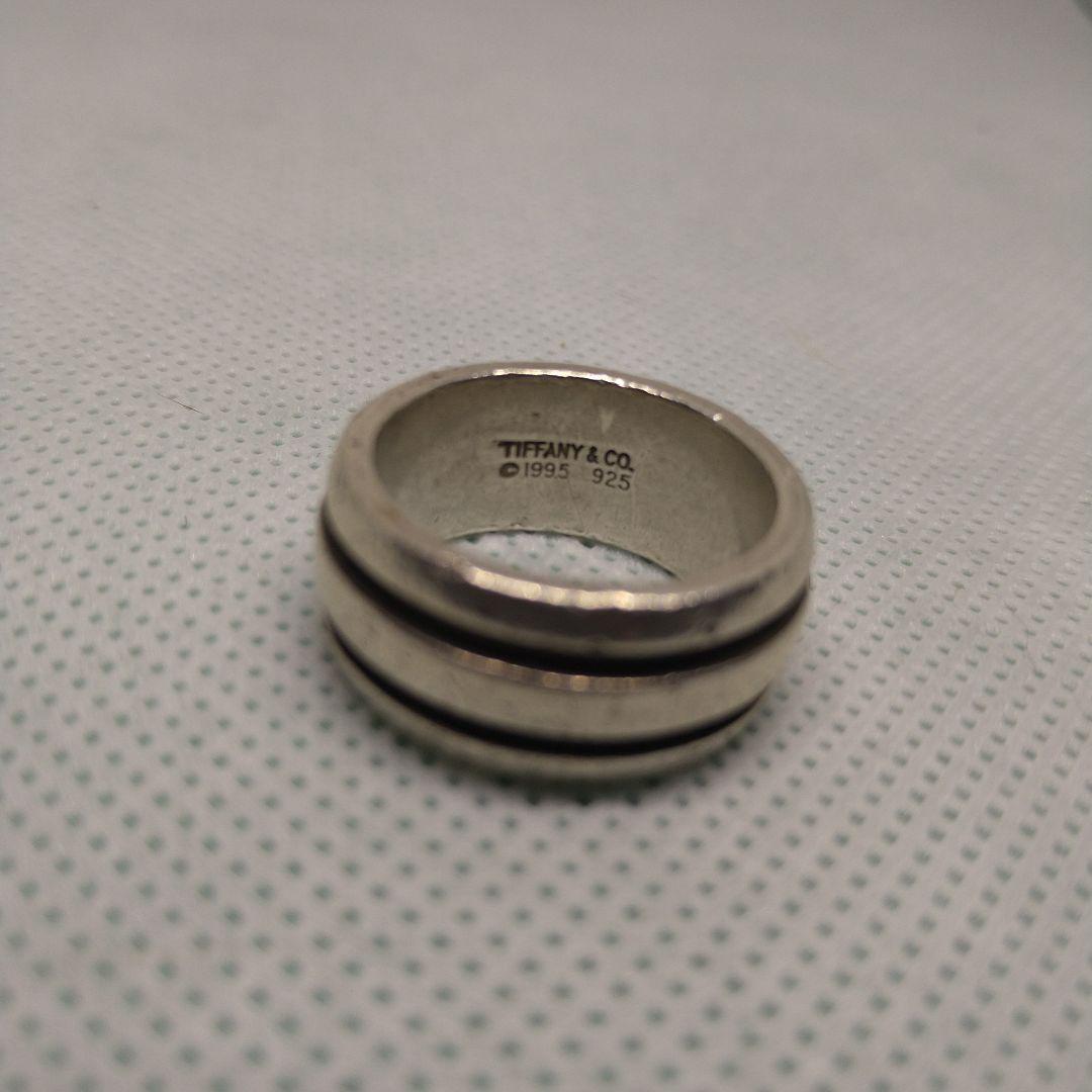 Tiffany＆Co.グルーブドリング