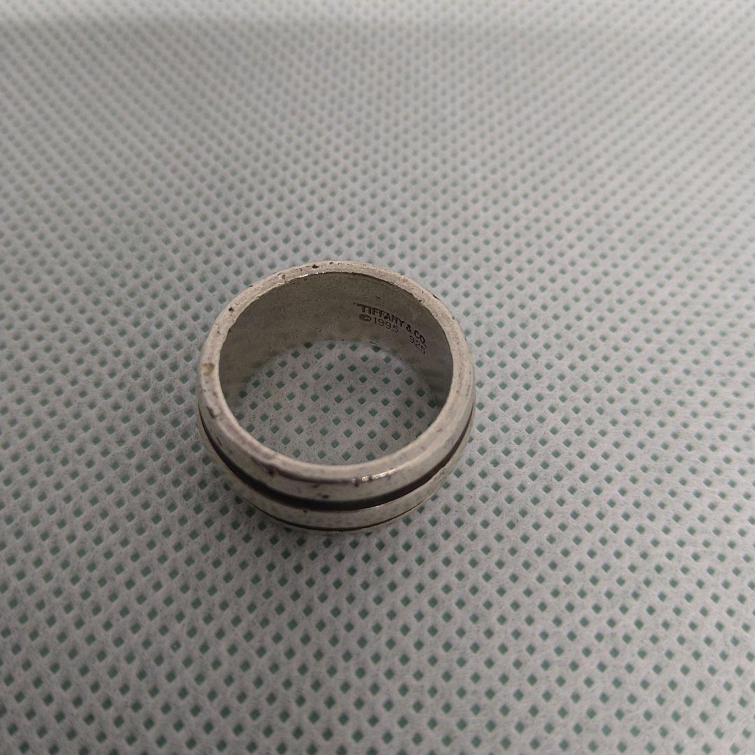Tiffany＆Co.グルーブドリング
