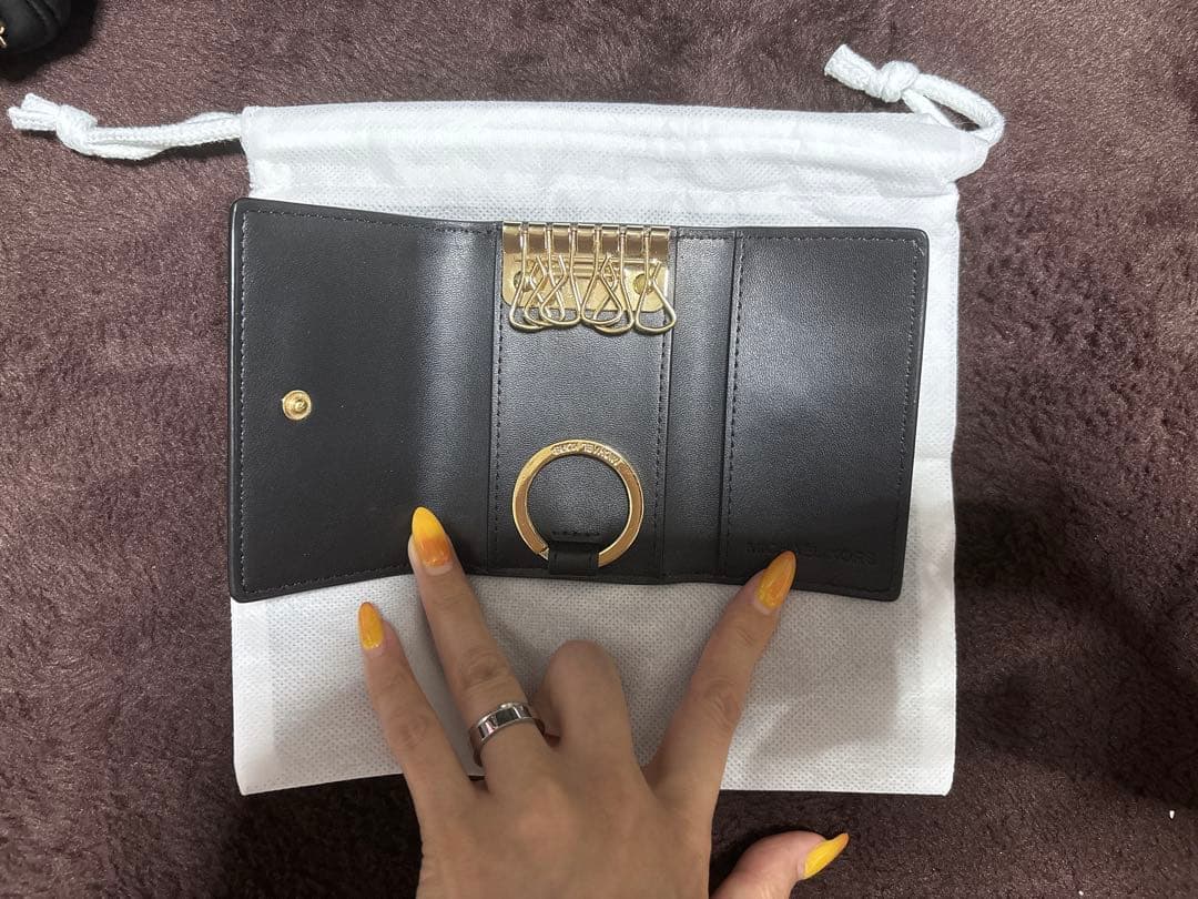 MICHAEL KORS ブラック レザー キーケース