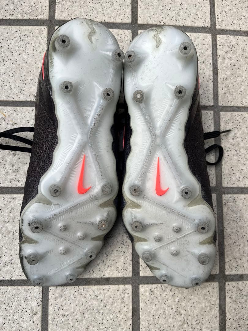 Nike ファントムGX2 トップモデル AG-PRO