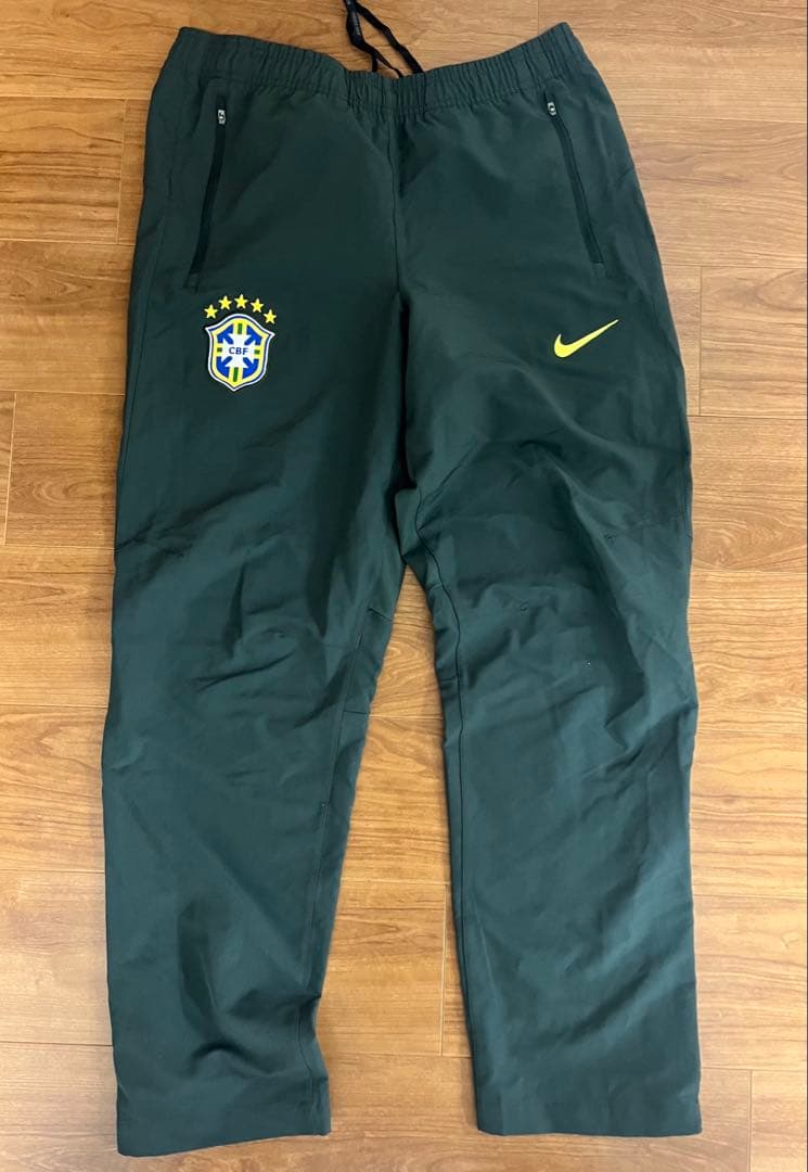 Nike ブラジル代表スポンサー付きトレーニングウェア 長袖ジャージ M