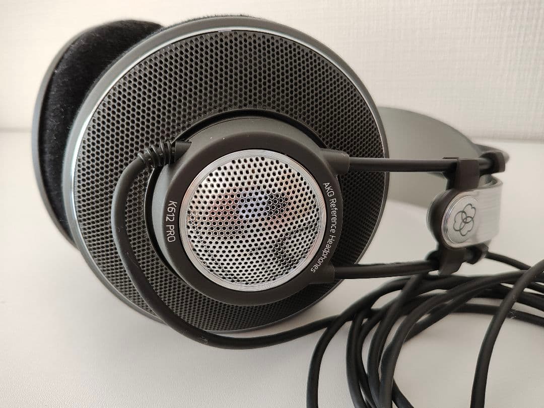 AKG K612PRO　有線　開放型ヘッドホン