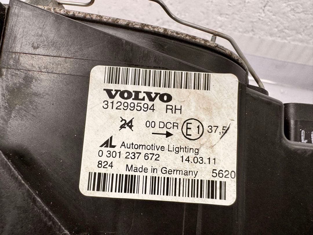ボルボ S40 V50 クラシック 純正 HID ヘッドライト 左右