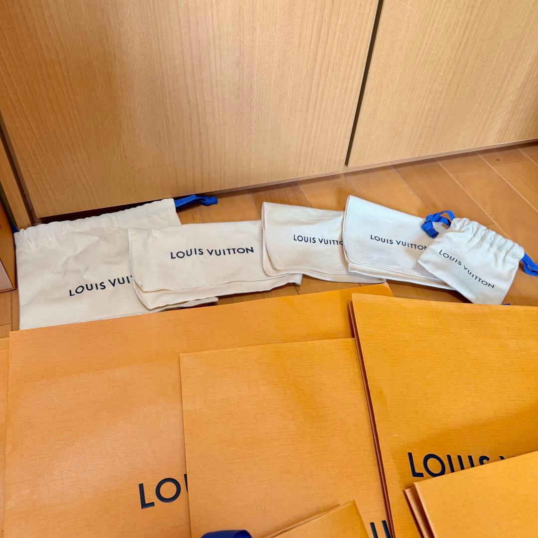 LOUIS VUITTON ルイヴィトン 空箱 8箱 紙袋 説明書 リボン