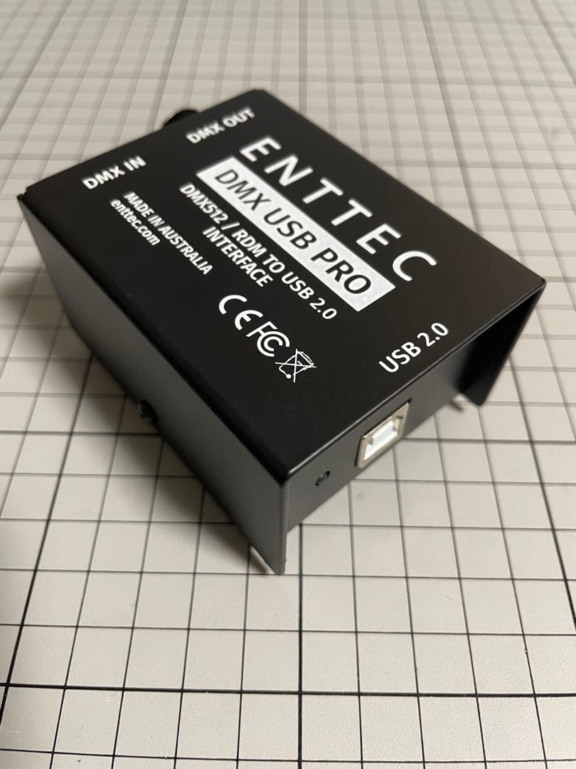 ENTTEC DMX USB PRO (ケース付き)