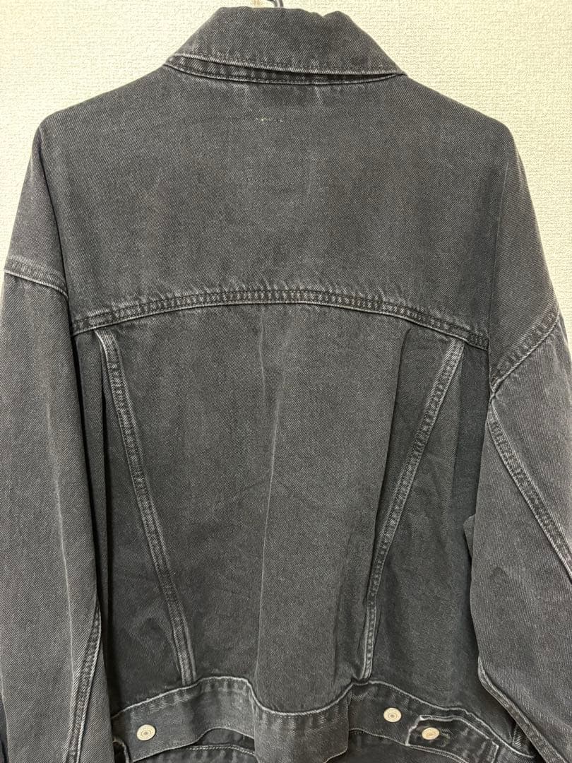 ねんどう　Levi's ブラック デニムジャケット