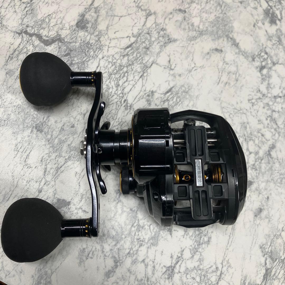 中古　ビックシューター　WM50 右巻きベイトリール 怪魚　ライギョ　ABU