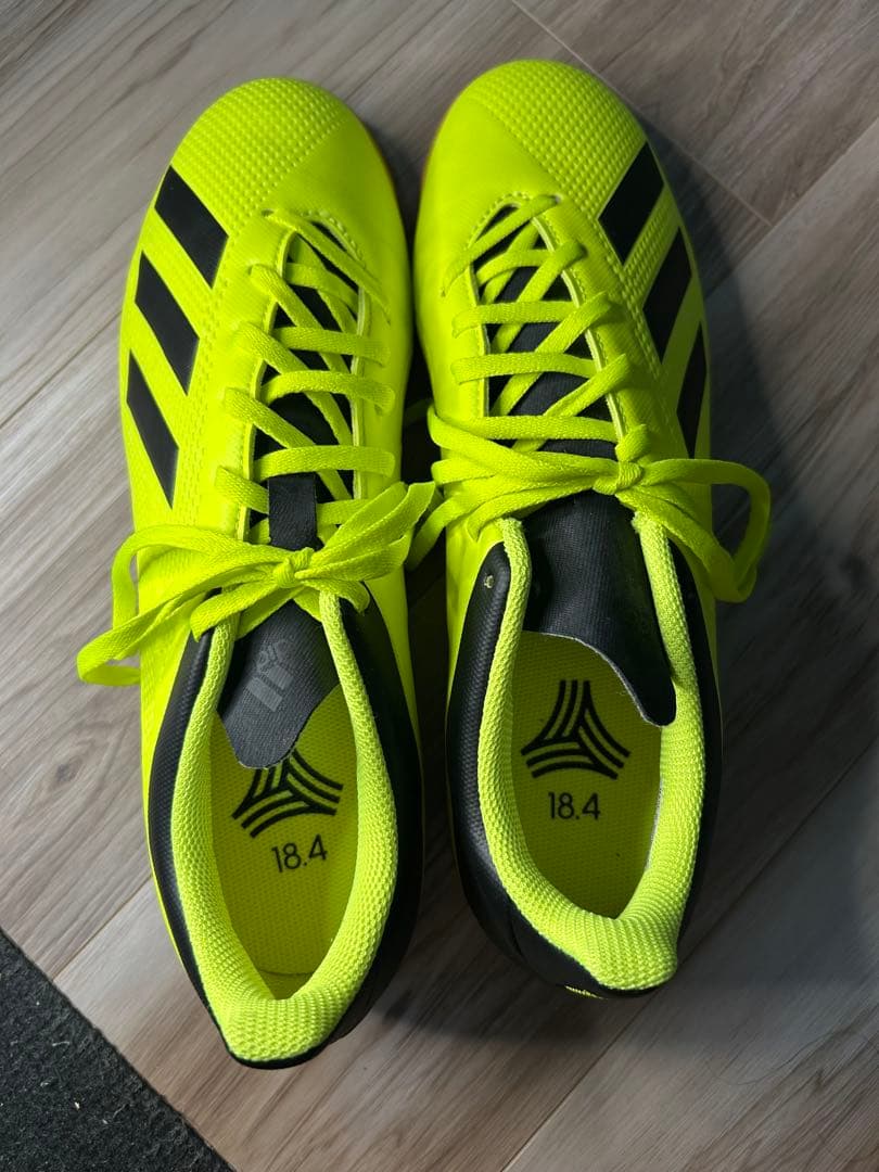 adidas フットサルシューズ 蛍光イエロー 28.5センチ