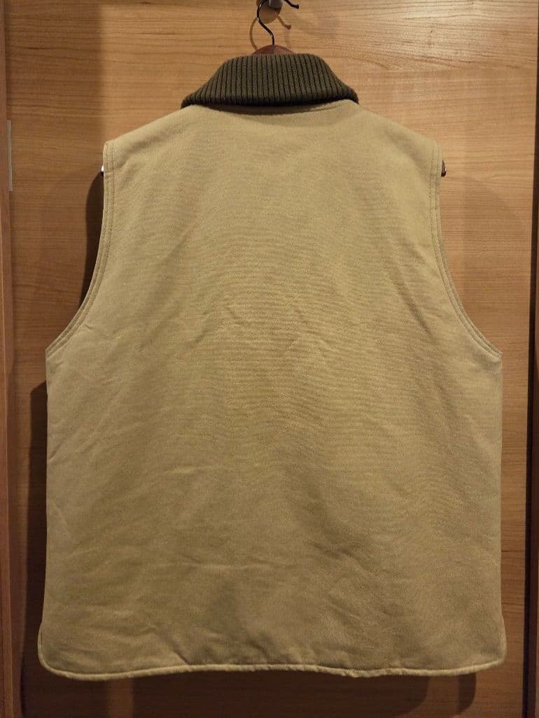 トロフィークロージング　ストームベスト　中古　サイズ42(XL)