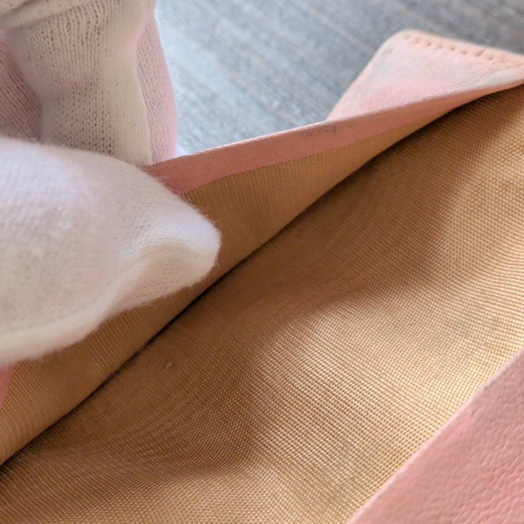 CHANEL ピンク レザー キーケース　キャビアスキン