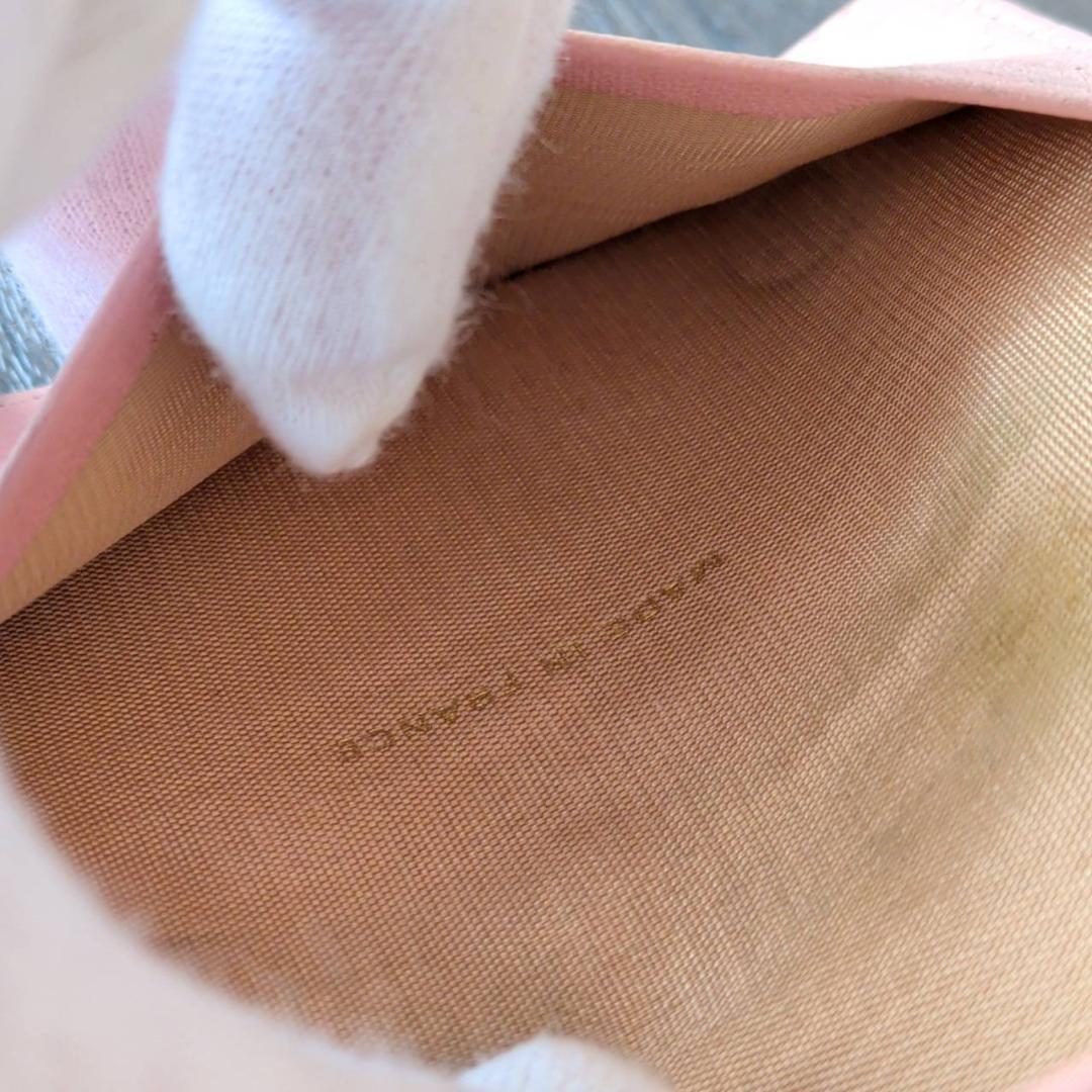 CHANEL ピンク レザー キーケース　キャビアスキン
