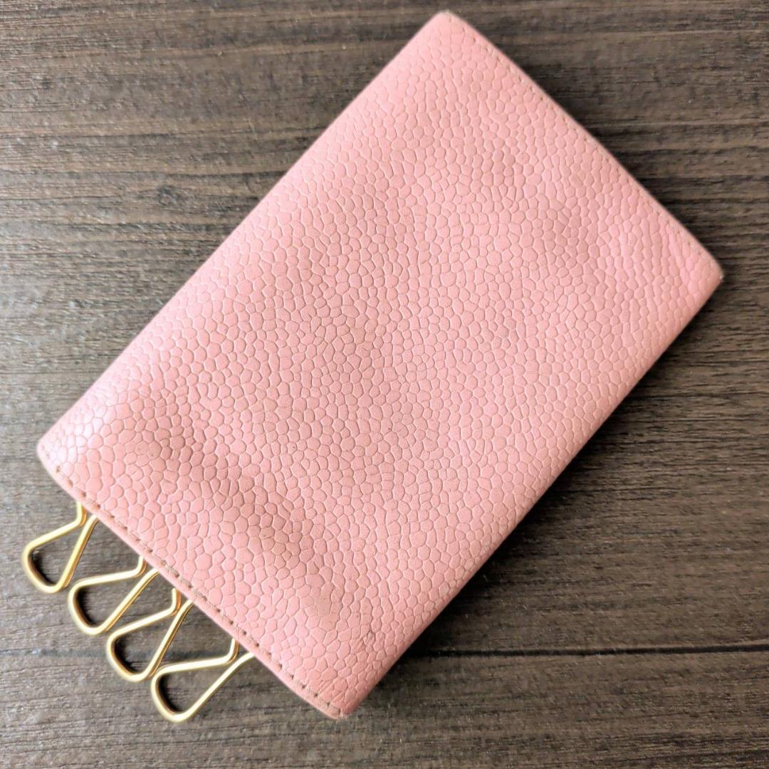 CHANEL ピンク レザー キーケース　キャビアスキン