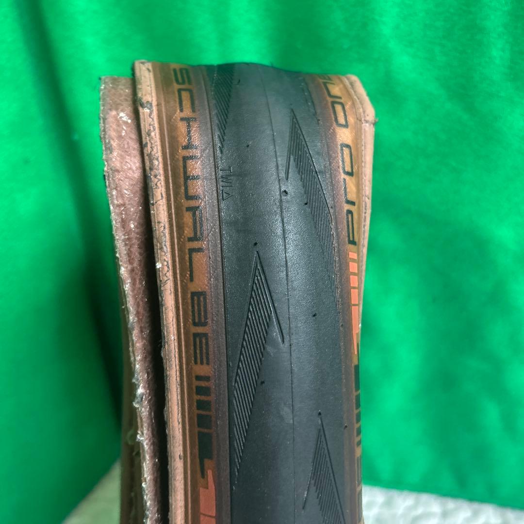SCHWALBE PRO ONE 28インチ チューブレスタイヤ