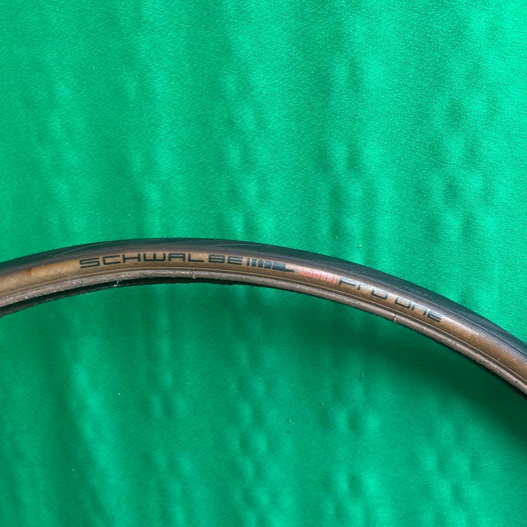 SCHWALBE PRO ONE 28インチ チューブレスタイヤ