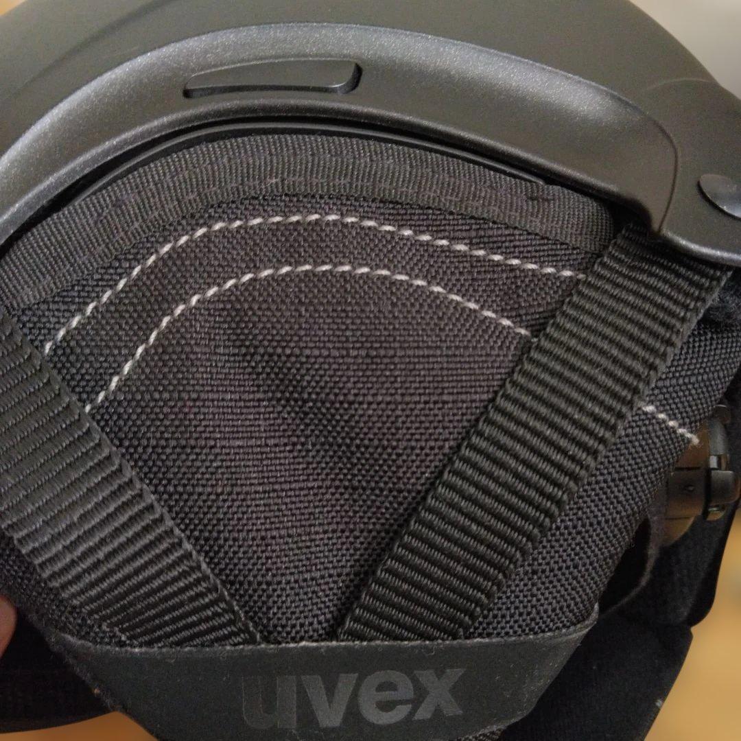 uvex ヘルメット　55-59㎝　ドイツ製　ダイヤル式サイズ調整　黒　美品