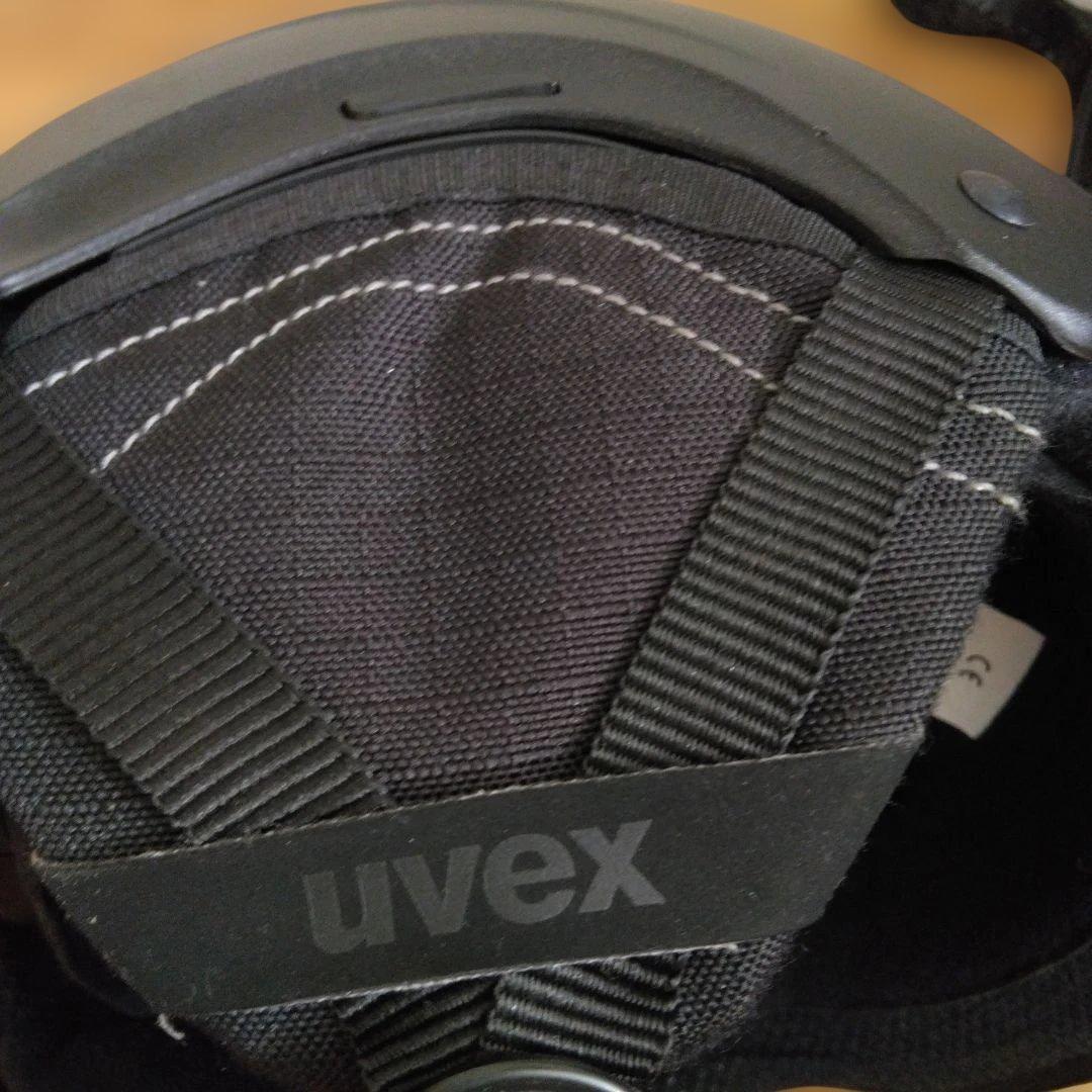 uvex ヘルメット　55-59㎝　ドイツ製　ダイヤル式サイズ調整　黒　美品
