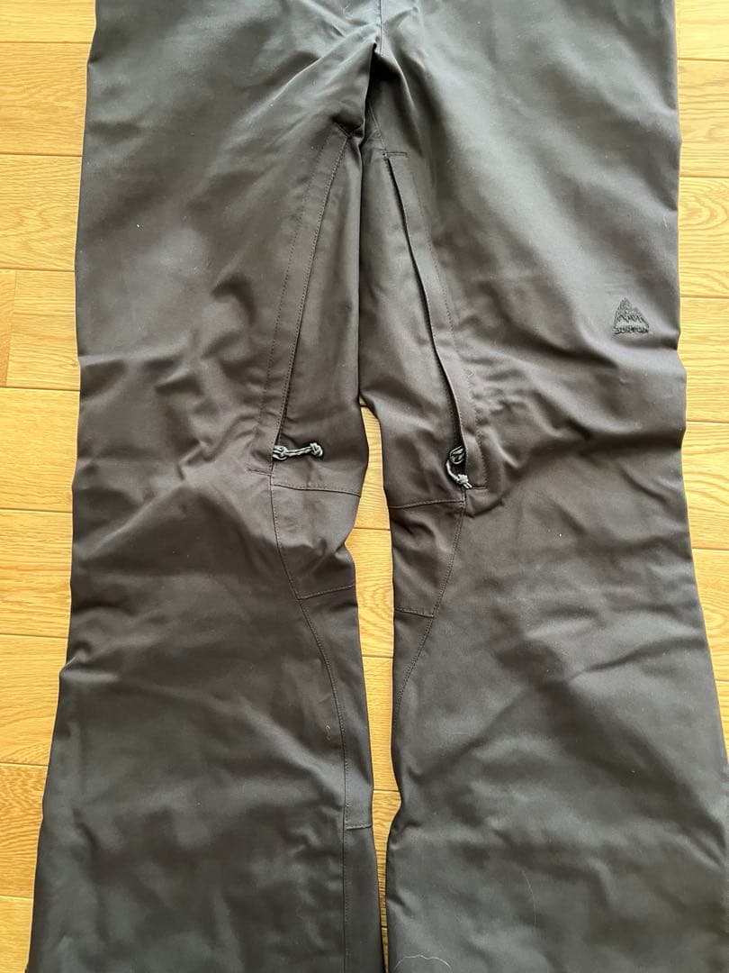 Burton スノーボードパンツ　レディース