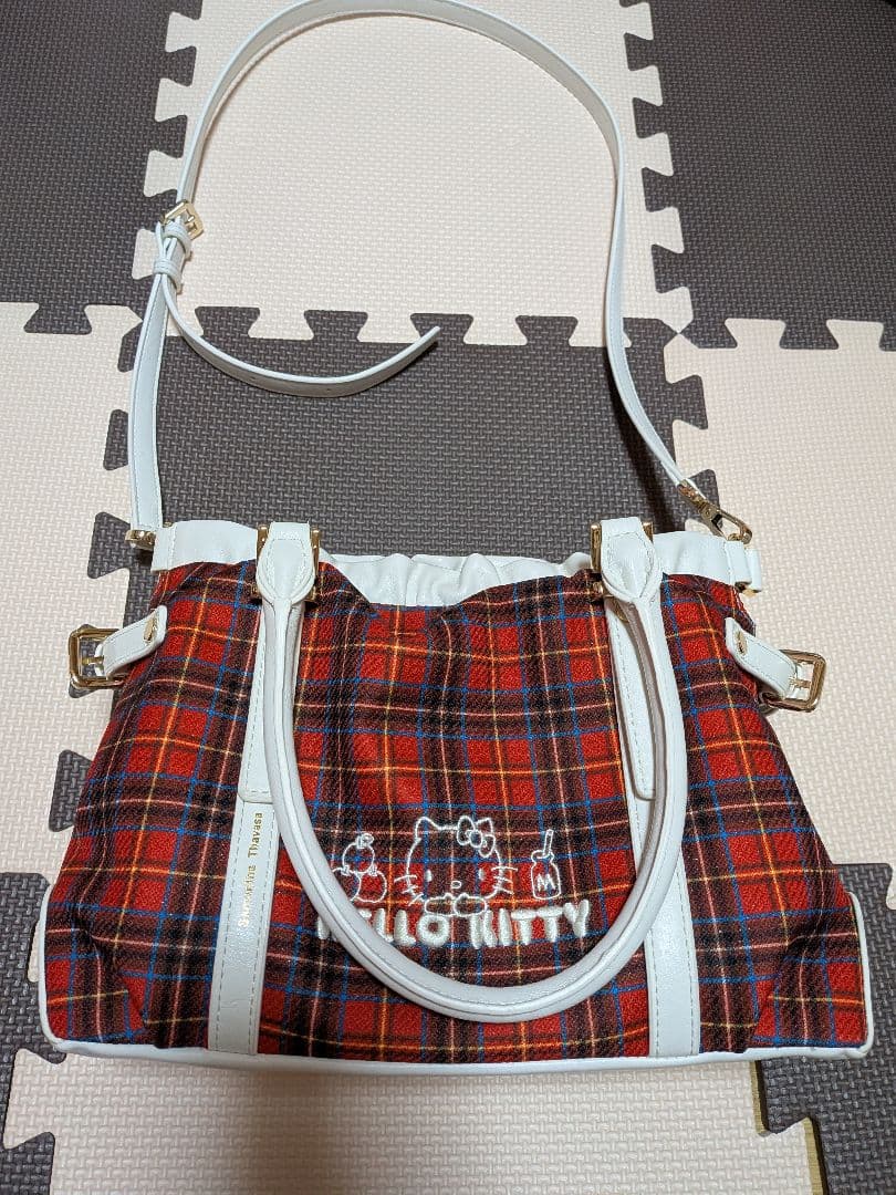Samantha Thavasa 「ハローキティ」コレクション ハンドバッグ