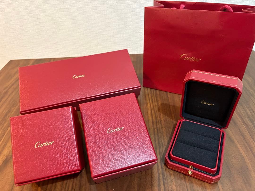 【美品・お値下げ⭕️】Cartier カルティエ リングケース 空箱