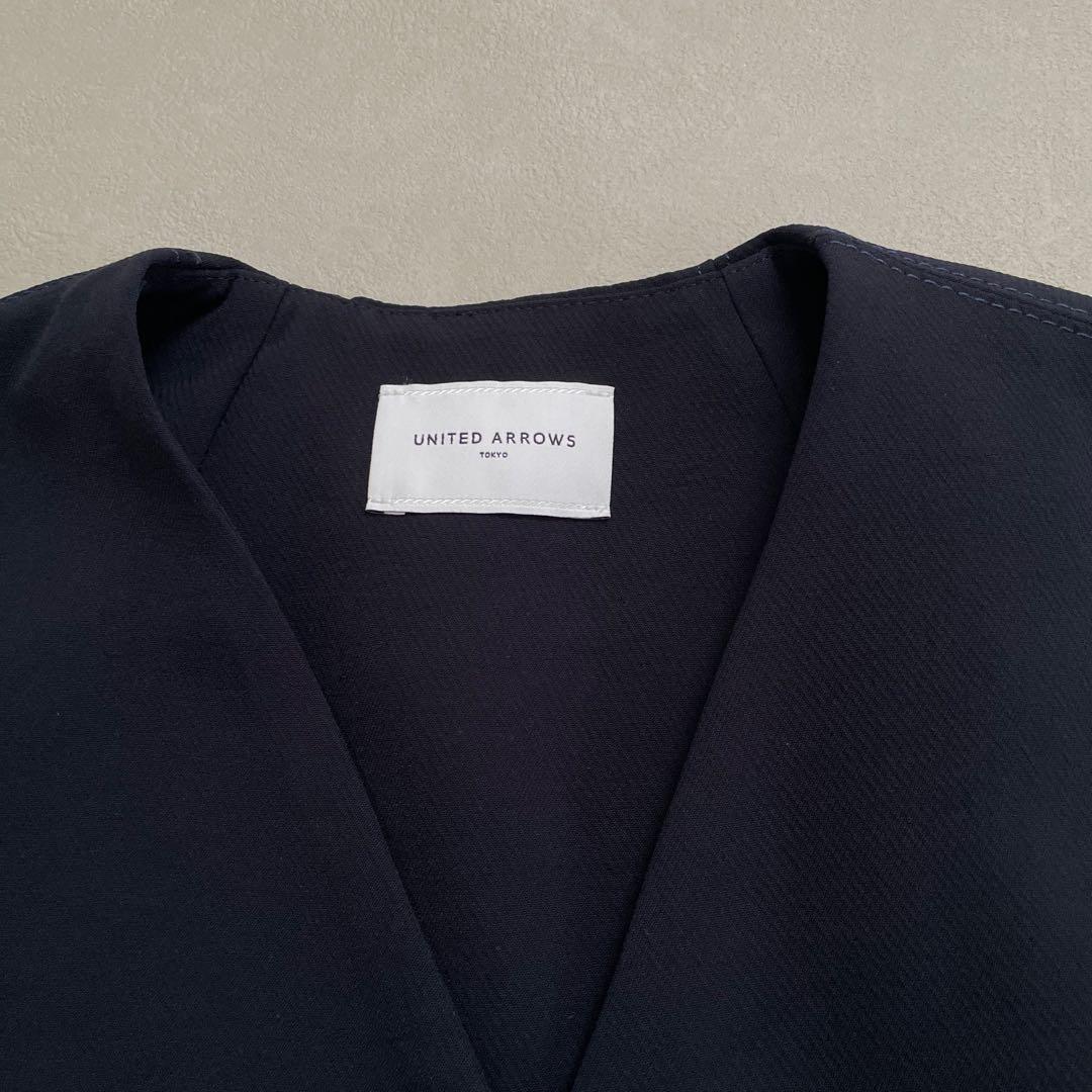 美品◯ユナイテッドアローズ　COMFY Vネック ベスト.