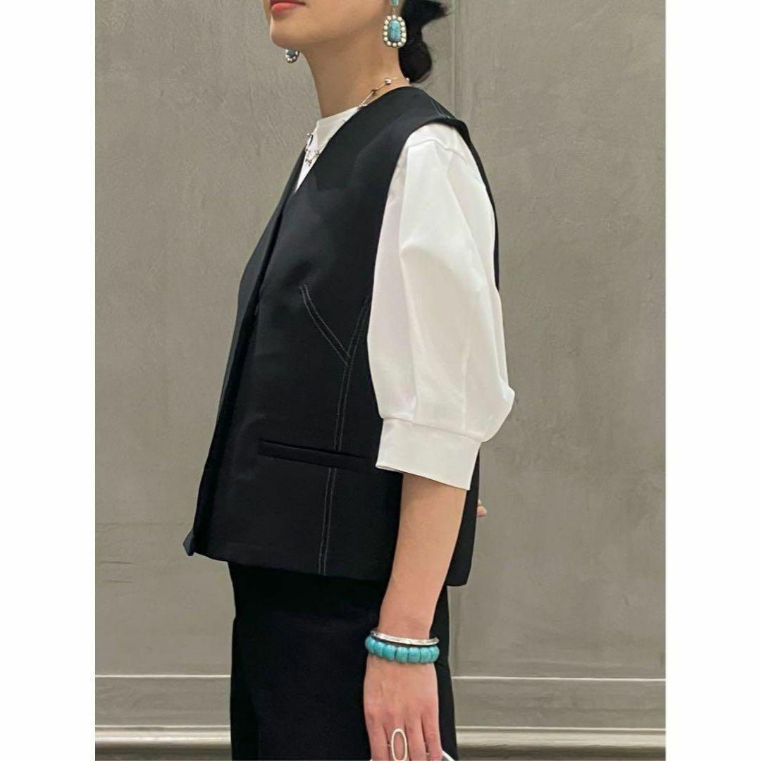 美品◯ユナイテッドアローズ　COMFY Vネック ベスト.