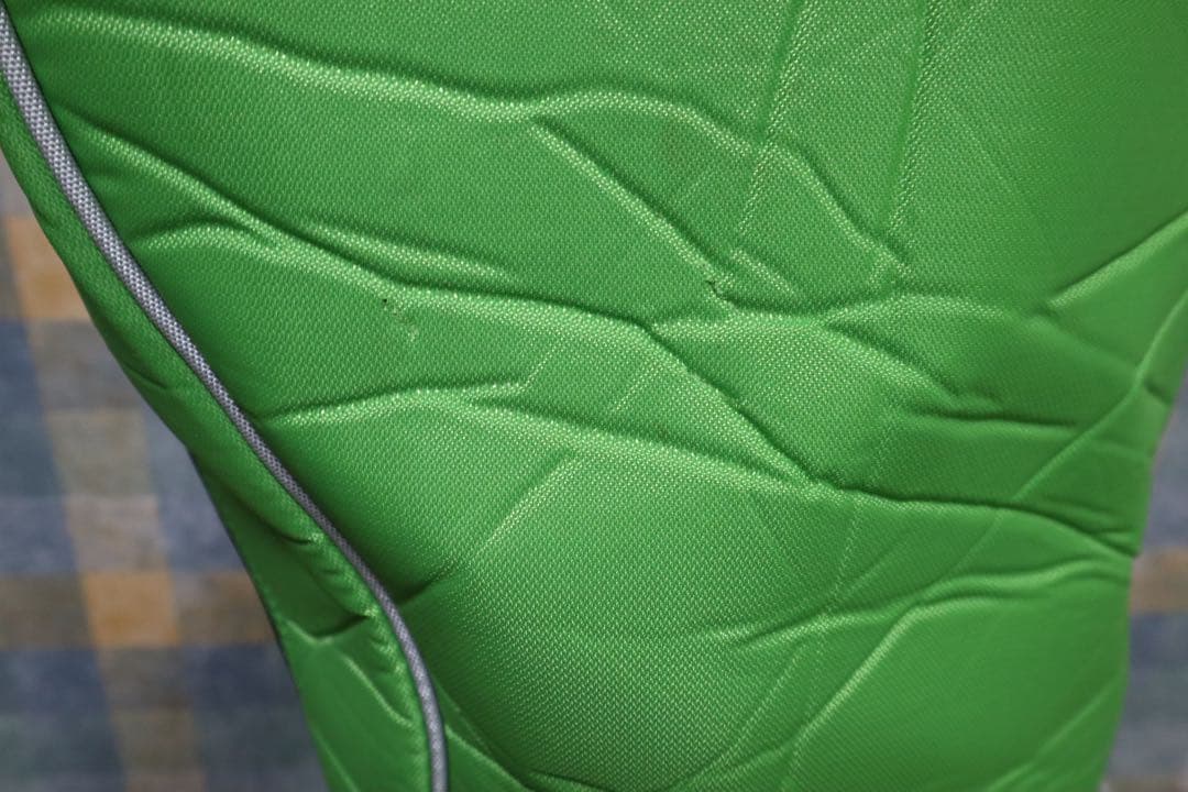 NIKE ナイキ 中大型 キャディ ゴルフバッグ　カバー付き